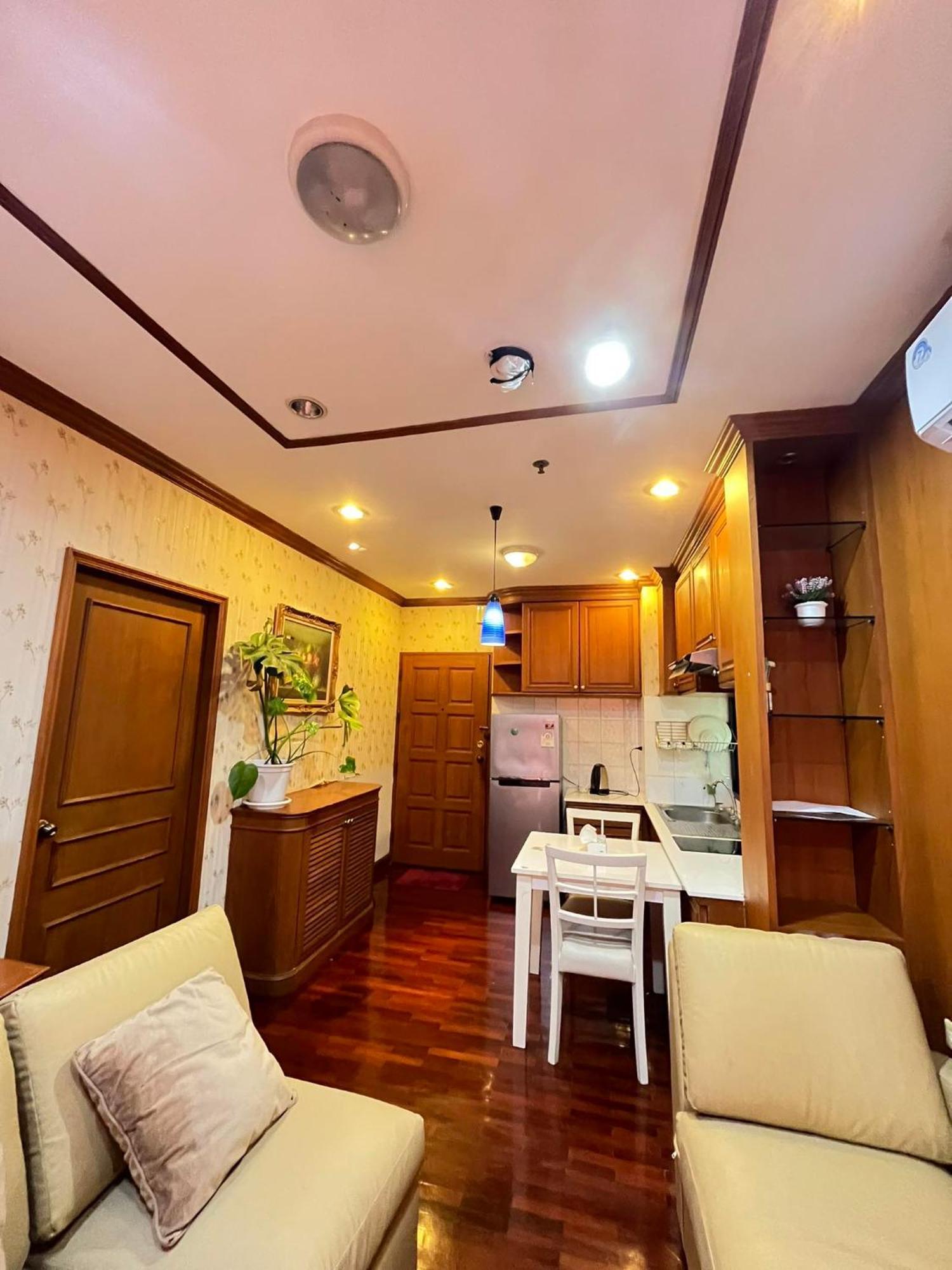 Grand Diamond Condo Suites Бангкок Экстерьер фото