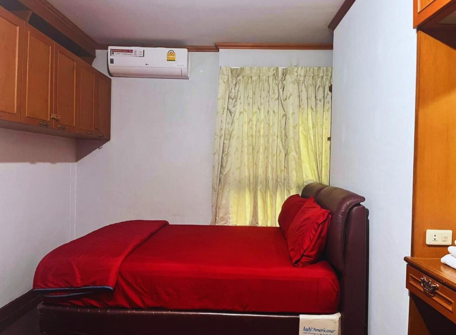 Grand Diamond Condo Suites Бангкок Экстерьер фото